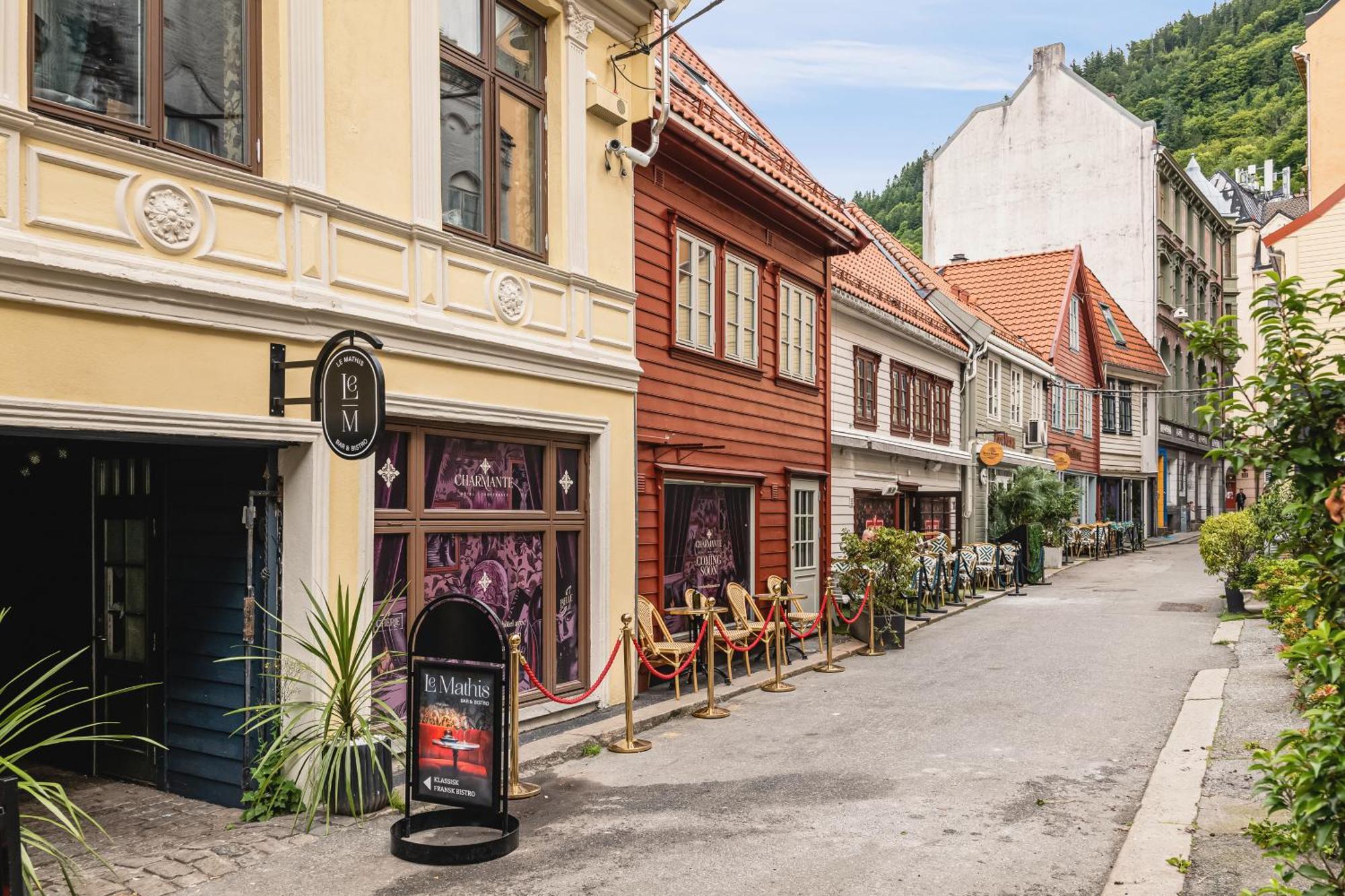 Апартаменти Bryggen // Floyen Living Берген Екстер'єр фото