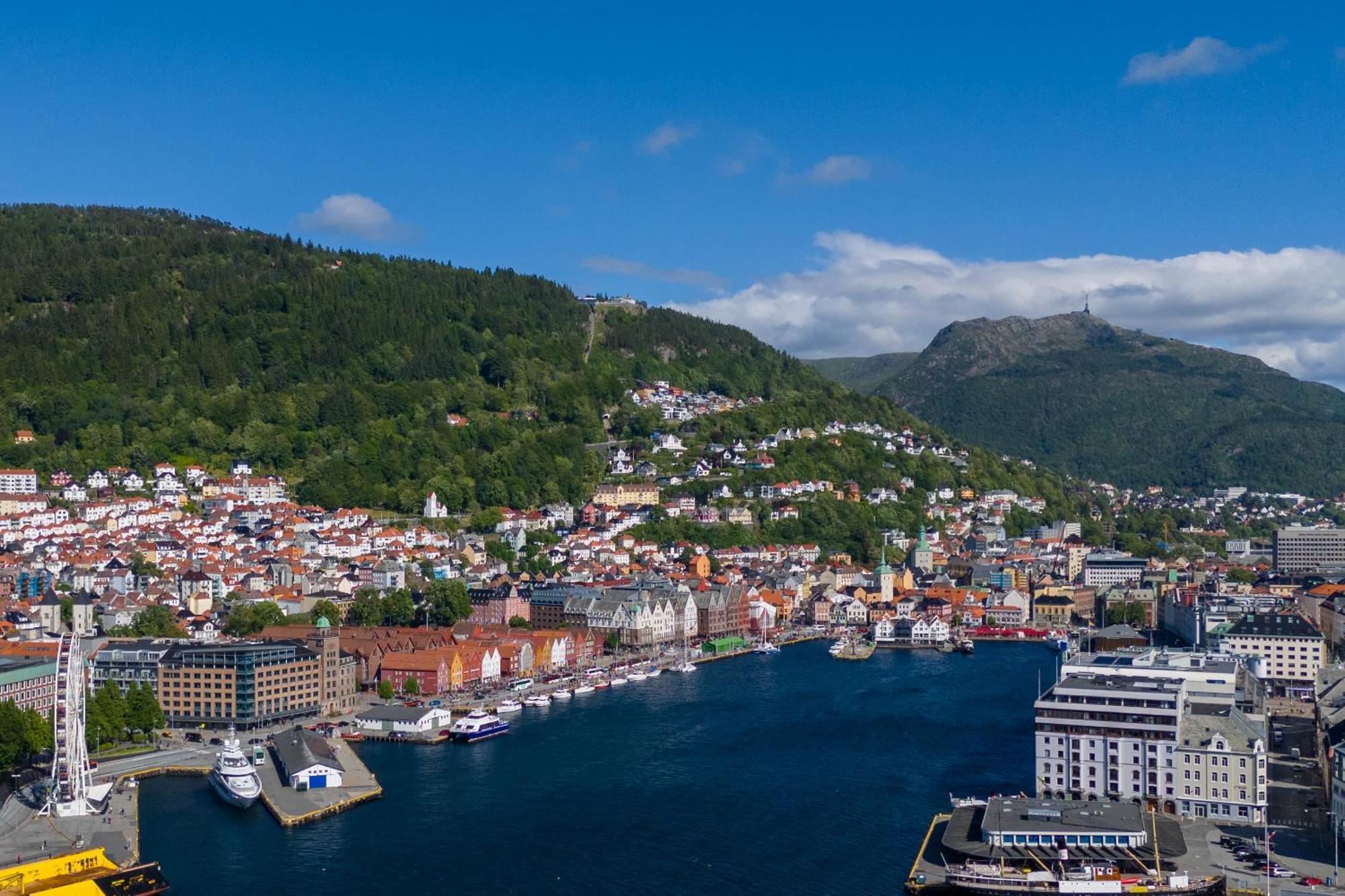 Апартаменти Bryggen // Floyen Living Берген Екстер'єр фото